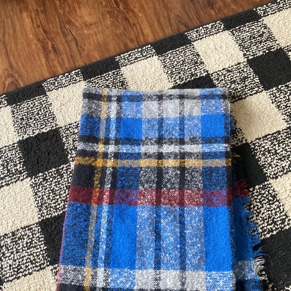 Plaid Blanket Scarf - Picture 2 of 5
